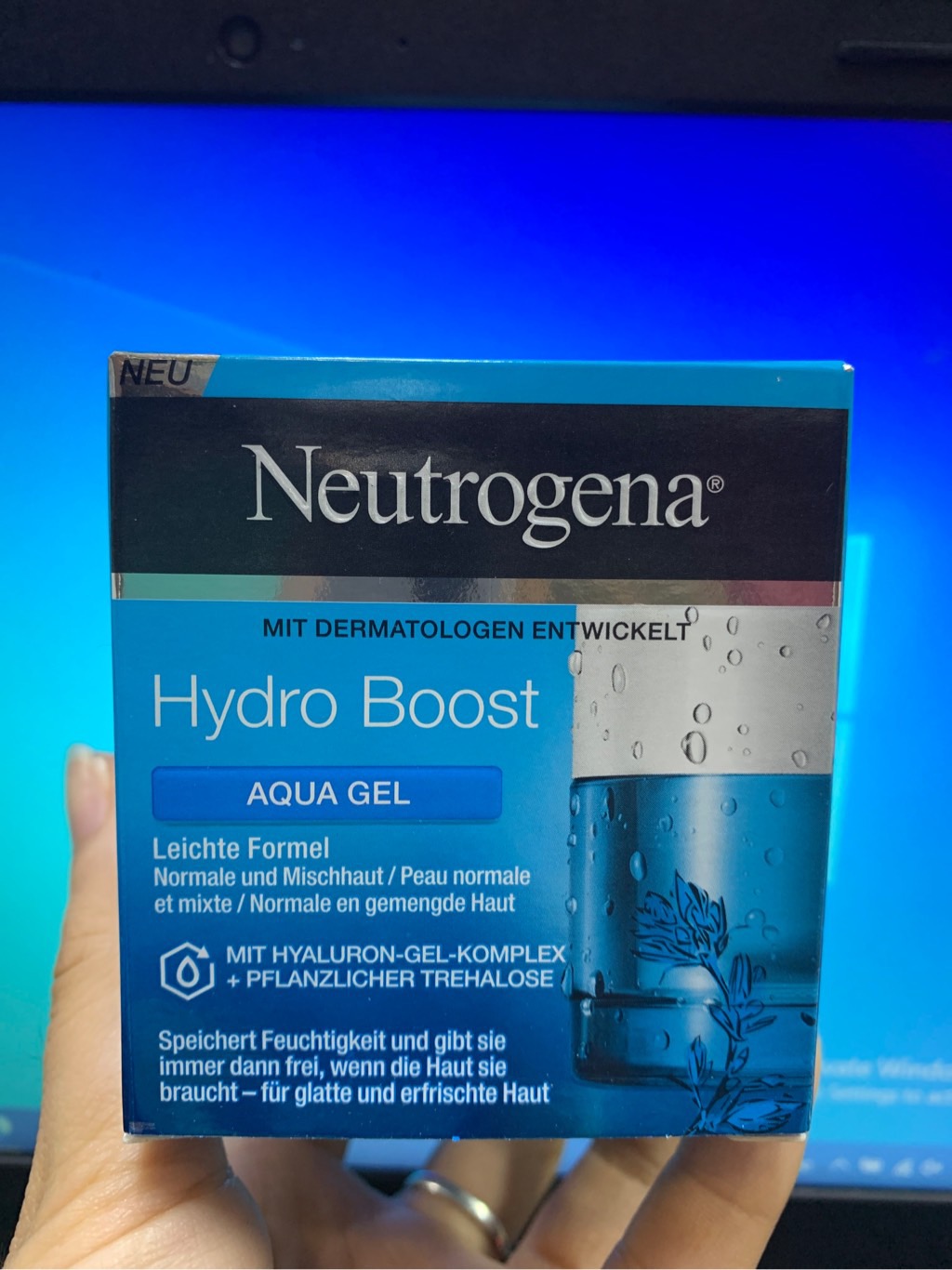 Kem dưỡng Neutrogenna